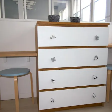 Cosy In The Center Of *